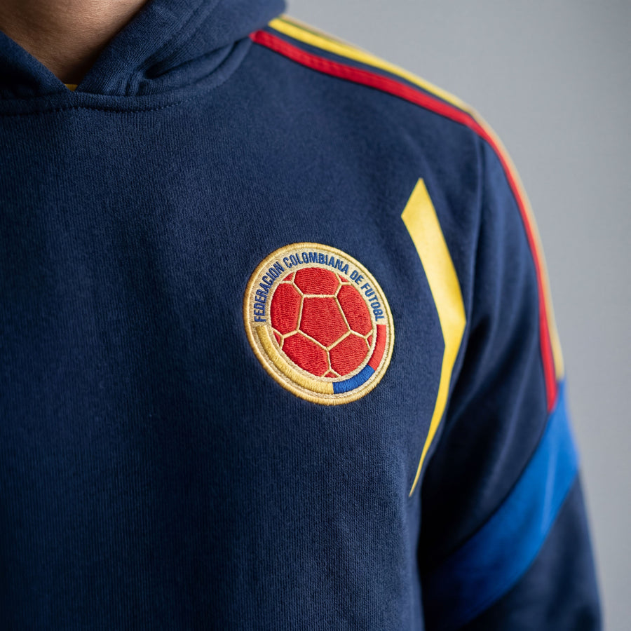 Escudo oficial que impone